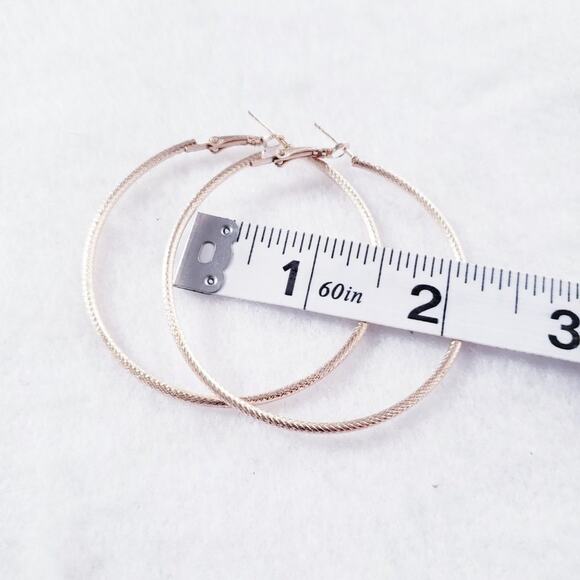 4 Sets of Women's Gold Tone Pierced Earrings Hoops Studs - Picture 7 of 7